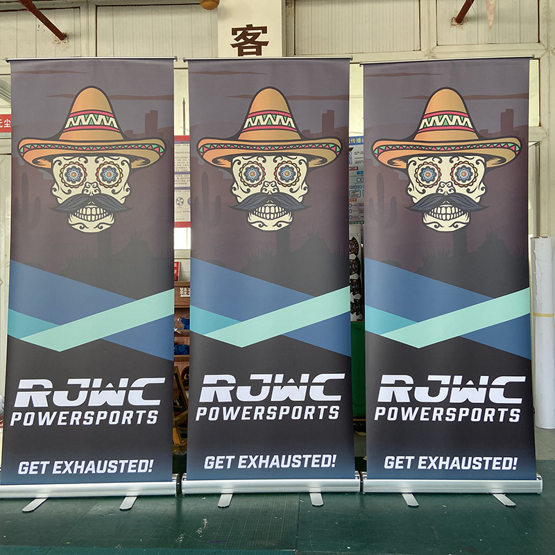 瑞典客户批量订单500套易拉宝，10万张户外贴纸顺利完成！！！